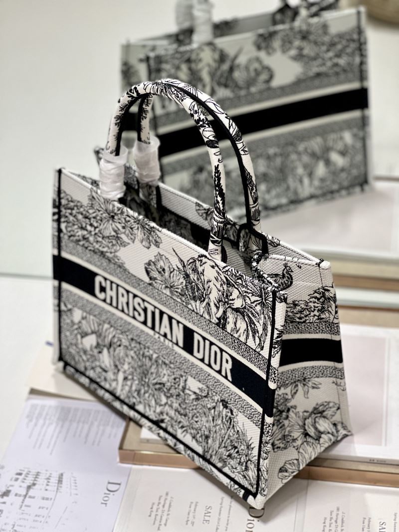 Christian Dior Shopping Bags